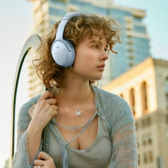 Bose QuietComfort Headphones - Image 23